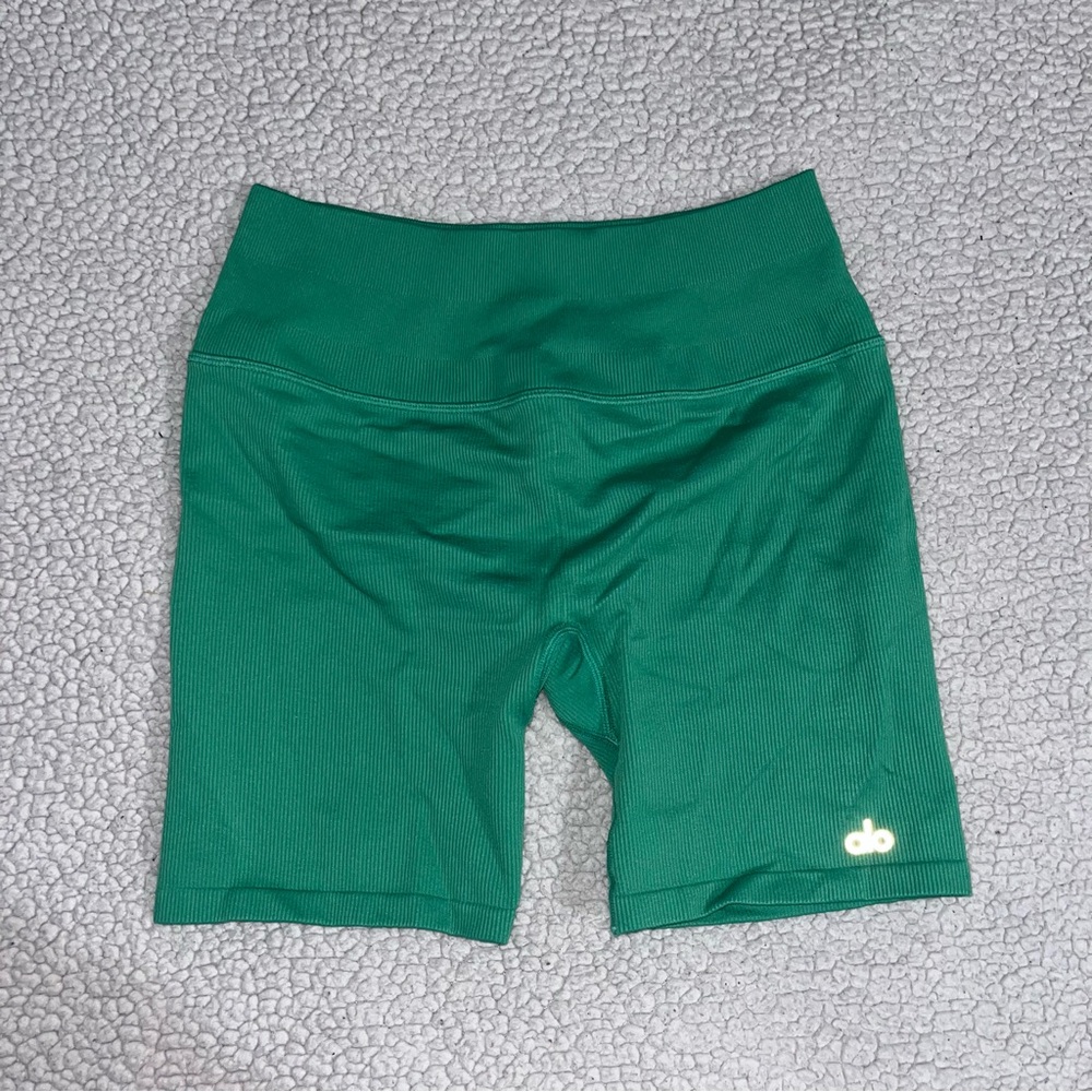 Alo Seamless Shorts - Picture 2 of 11